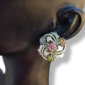 VINTAGE MODE ART ANTIQUE FINISH WHITE & COLORFUL RHINESTONE CLIP ON EARRINGS